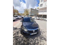 Sahibinden Dacia Sandero 1.6 Stepway 2011 Model  199.000 km Füme