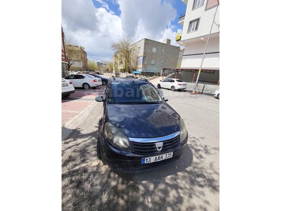 Sahibinden Dacia Sandero 1.6 Stepway 2011 Model  199.000 km Füme