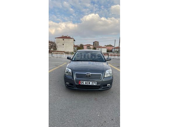 Sahibinden Toyota Avensis 1.6 Elegant 2005 Model 