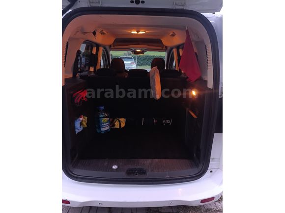 Sahibinden Ford Tourneo Courier 1.5 TDCi Journey Titanium Plus 2016 Model
