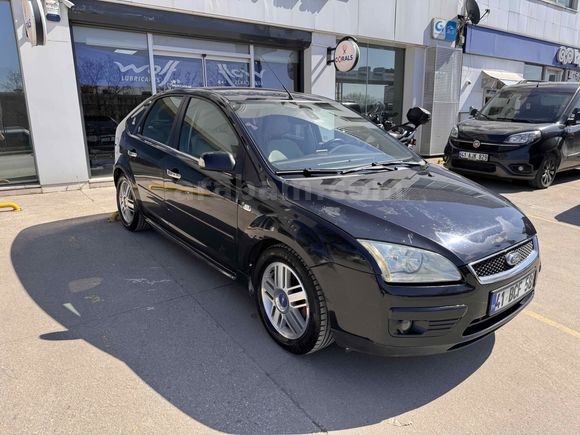 Sahibinden Ford Focus 1.6 Ghia 2007 Model 