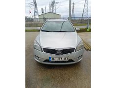 350 bin km de Tam Otomatik Kia cee'd sw