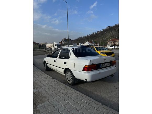Sahibinden Toyota Corolla 1.6 XLi 1995 Model