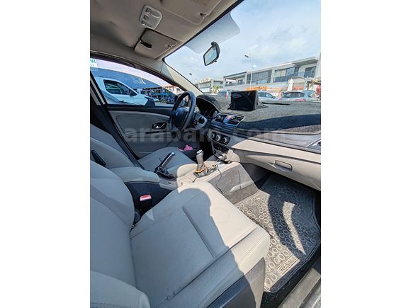 Sahibinden Renault Megane 1.5 dCi Sport Tourer Expression 2012 Model 