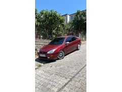 Sahibinden Ford Focus 1.6 Ghia 2001 Model  320.000 km Bordo