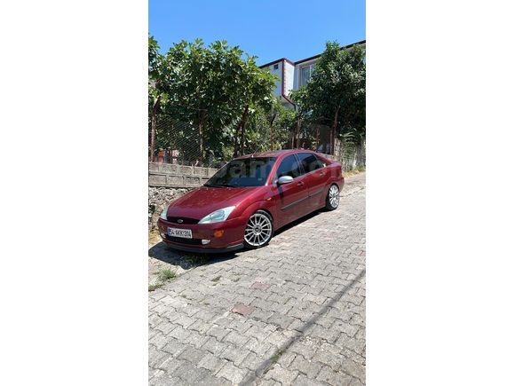Sahibinden Ford Focus 1.6 Ghia 2001 Model  320.000 km Bordo