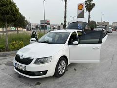 Sahibinden Skoda Octavia 1.6 TDI Style 2016 Model Mersin 143.000 km Beyaz