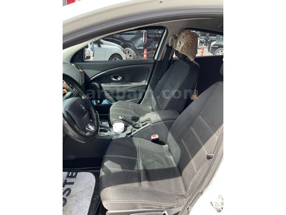 Sahibinden Renault Fluence 1.5 dCi Touch Plus 2013 Model  327.000 km Beyaz