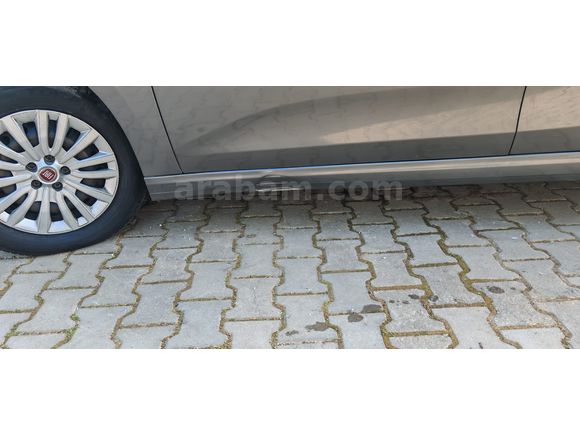 Sahibinden Fiat Egea 1.4 Fire Easy Plus 2023 Model İzmir