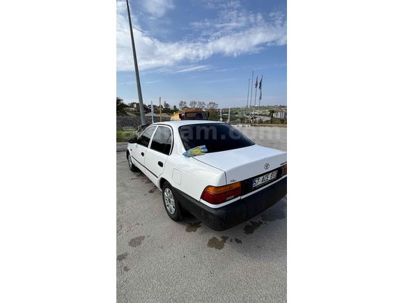 MASRAFSIZ BAKIMLI DÜZGÜN KONDİSYONDA COROLLA 1.3 