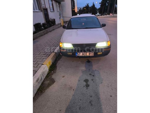 MASRAFSIZ BAKIMLI DÜZGÜN KONDİSYONDA COROLLA 1.3 