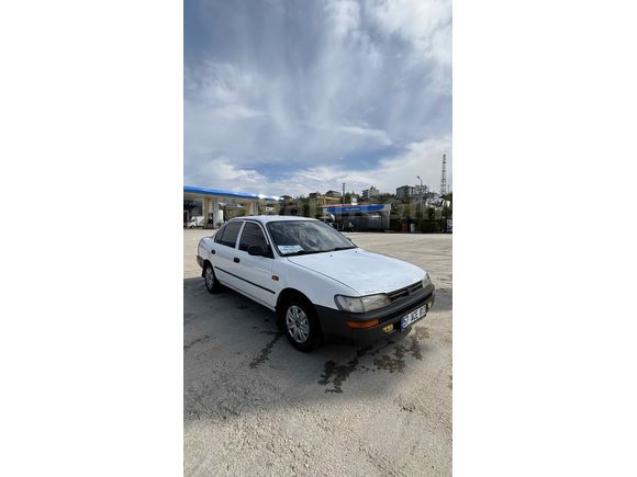 MASRAFSIZ BAKIMLI DÜZGÜN KONDİSYONDA COROLLA 1.3 