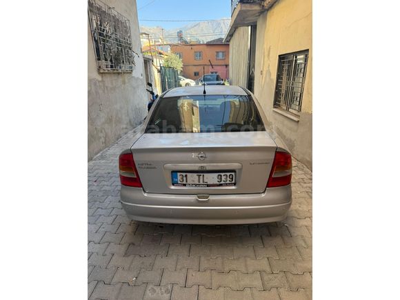 Memurdan Düşük Km Opel Astra 1.4 Classic  Twinport 2006 Model