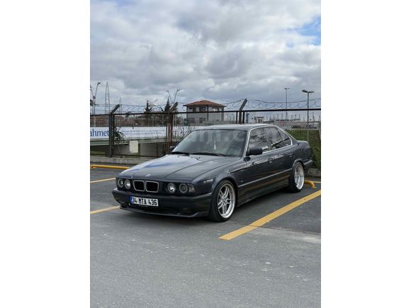 !ACİL SATILIK! Geniş böbrek M52B28 harici beyin 