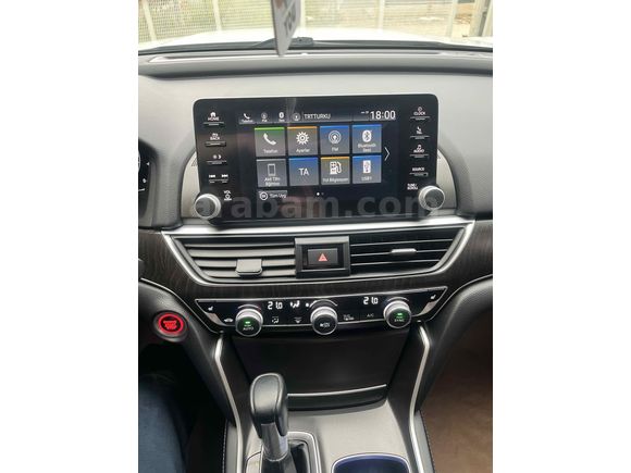 Sahibinden Honda Accord 1.5 VTEC Executive Plus 2021 Model 