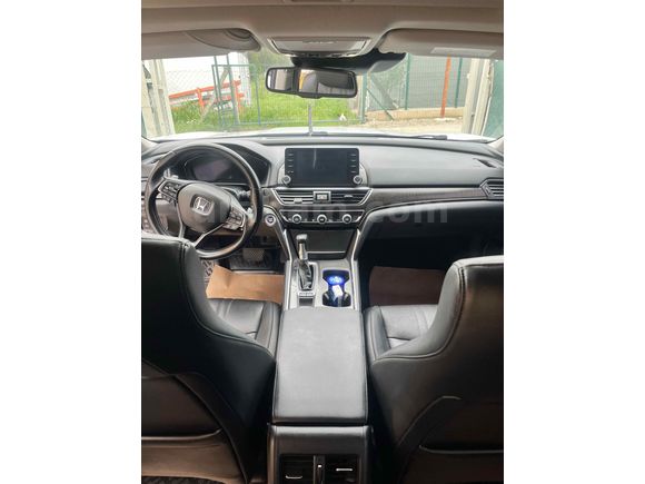 Sahibinden Honda Accord 1.5 VTEC Executive Plus 2021 Model 