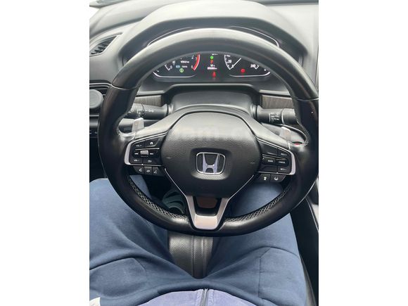 Sahibinden Honda Accord 1.5 VTEC Executive Plus 2021 Model 