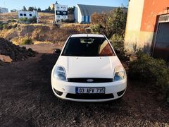 Sahibinden Ford Fiesta 1.4 TDCi Comfort 2006 Model  290.000 km Beyaz
