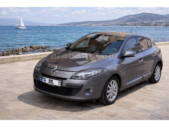 Sahibinden Renault Megane 1.6 Privilege 2011 Model