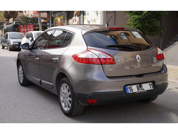 Sahibinden Renault Megane 1.6 Privilege 2011 Model