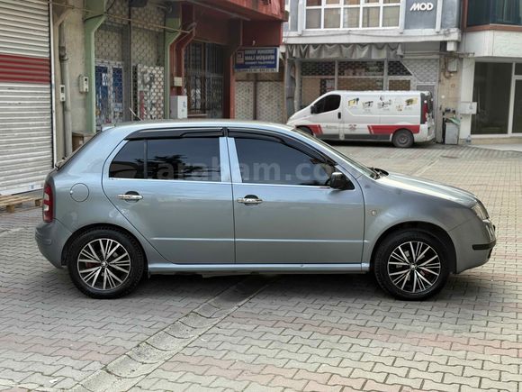 Sahibinden Skoda Fabia 1.4 Special 2003 Model 