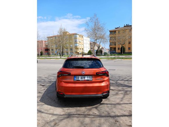 Sahibinden Fiat Egea Cross 1.4 Fire Urban 2022 Model Tekirdağ 40.000 km Turuncu