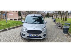 Sahibinden Ford Tourneo Courier 1.5 TDCi Titanium 2022 Model