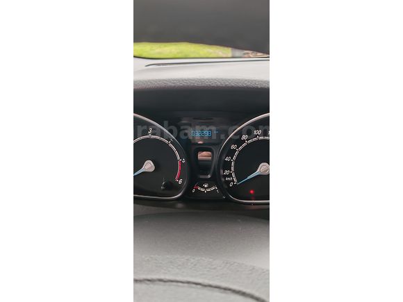 Sahibinden Ford Tourneo Courier 1.5 TDCi Titanium 2022 Model