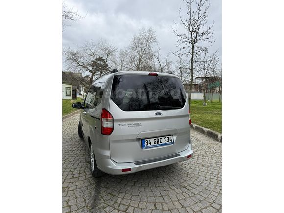 Sahibinden Ford Tourneo Courier 1.5 TDCi Titanium 2022 Model