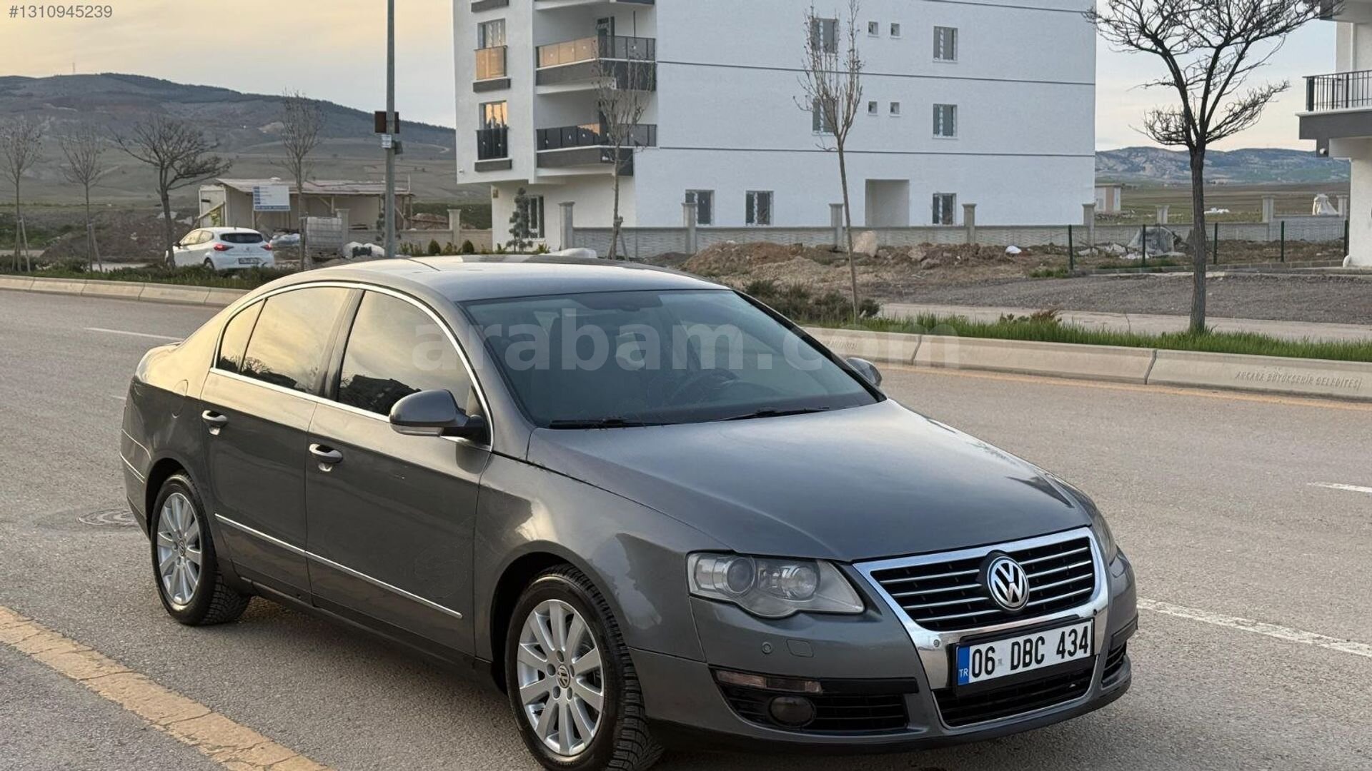 Galeriden Volkswagen Passat 2.0 FSi Comfortline 2006 Model Ankara 268.000 km Gri 1