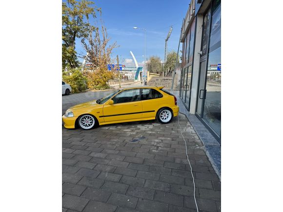 Sahibinden Honda Civic 1.4 S 1996 Model  282.000 km Sarı