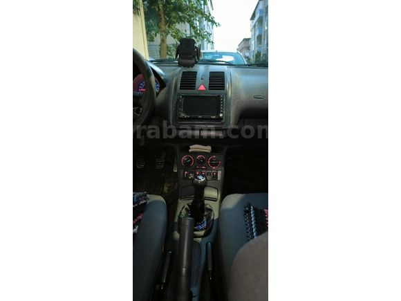 Sahibinden Volkswagen Polo 1.6 Classic 2000 Model  Sunruff lu