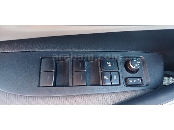 Sahibinden Toyota Corolla 1.5 Dream 2021 Model 