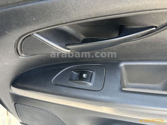 Galeriden Fiat Linea 1.3 Multijet Active Plus 2011 Model Burdur 199.090 km Beyaz