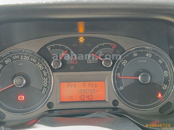 Galeriden Fiat Linea 1.3 Multijet Active Plus 2011 Model Burdur 199.090 km Beyaz