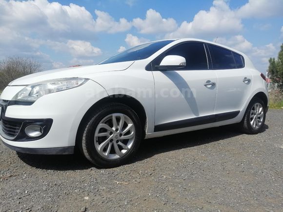 Sahibinden Renault Megane 1.6 Touch 2013 Model