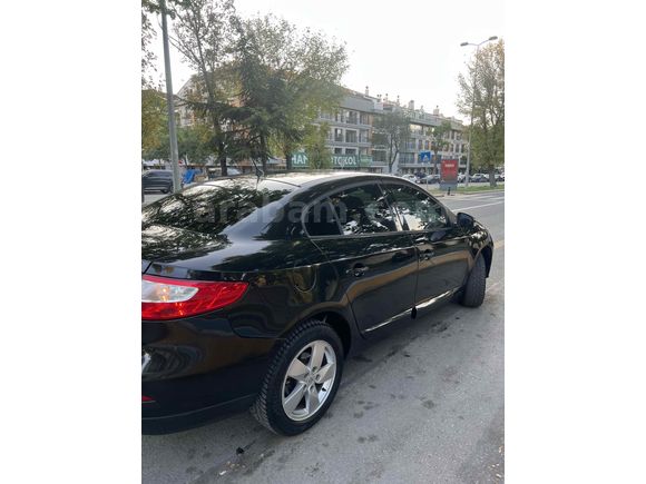 2011 BAKIMLI FLUENCE SİYAH EN DOLUSU
