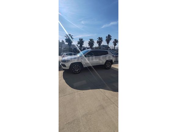 Jeep Compass 1.3 GSE Limited 2022 Model Beyaz