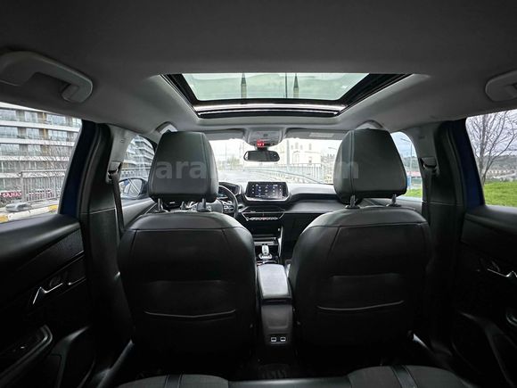 VADE TAKAS OLUR 2020 MODEL PEUGEOT 2008 ALLURE CAM TAVAN