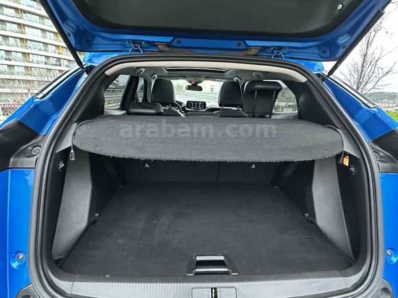 VADE TAKAS OLUR 2020 MODEL PEUGEOT 2008 ALLURE CAM TAVAN