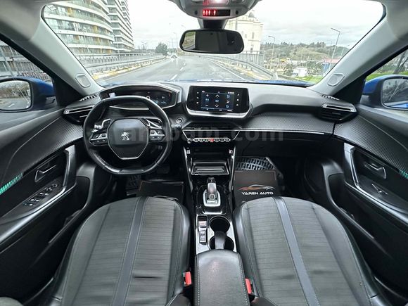 VADE TAKAS OLUR 2020 MODEL PEUGEOT 2008 ALLURE CAM TAVAN