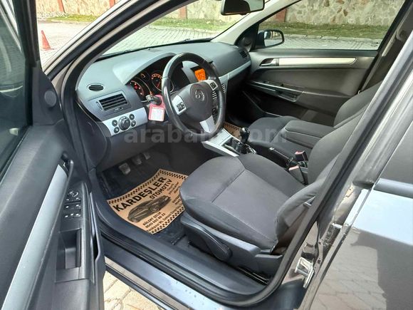 Galeriden Opel Astra 1.3 CDTI Enjoy 2009 Model Samsun