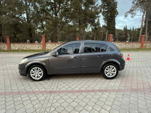 Galeriden Opel Astra 1.3 CDTI Enjoy 2009 Model Samsun