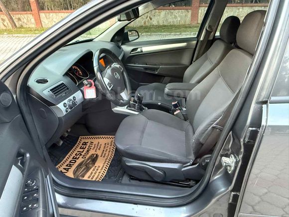 Galeriden Opel Astra 1.3 CDTI Enjoy 2009 Model Samsun