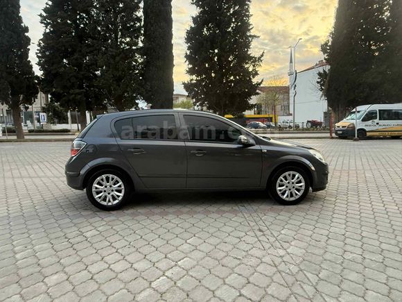 Galeriden Opel Astra 1.3 CDTI Enjoy 2009 Model Samsun