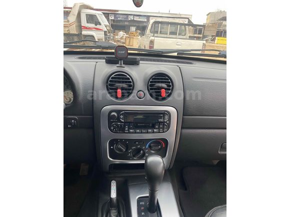 Sahibinden Jeep Cherokee 3.7 Limited 2003 Model  275.000 km Gri