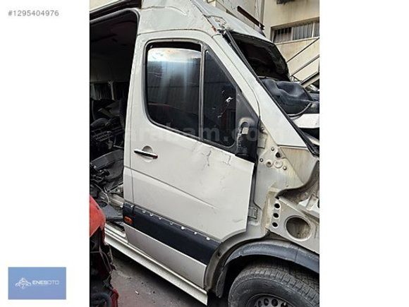 VW CRAFTER SAĞ ÖN KAPI
