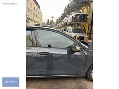 2020-25 GOLF eTSİ HATASIZ SAĞ ÖN KAPI