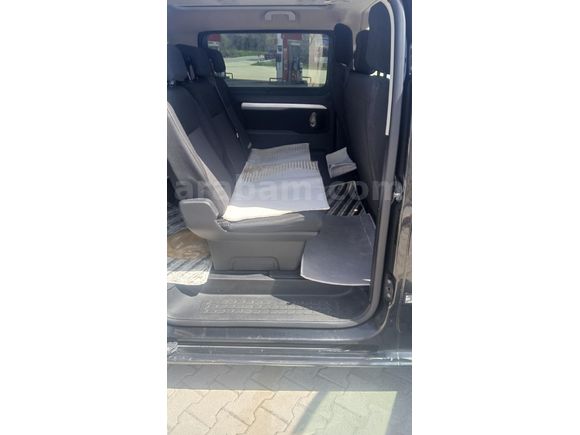 Sahibinden Peugeot Expert Traveller 2.0 BlueHDI 2021 Model