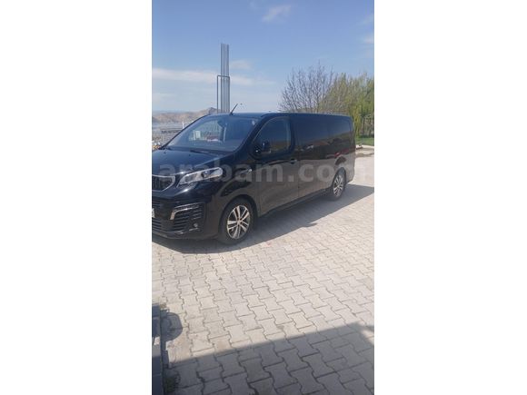 Sahibinden Peugeot Expert Traveller 2.0 BlueHDI 2021 Model